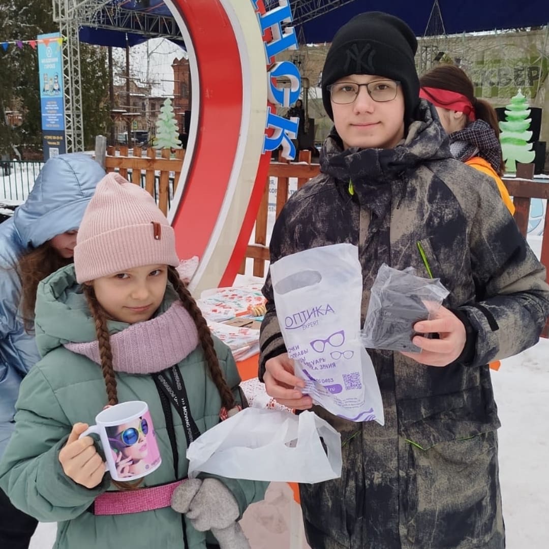 Сеть салонов оптики в Ярославле на праздновании Масленицы